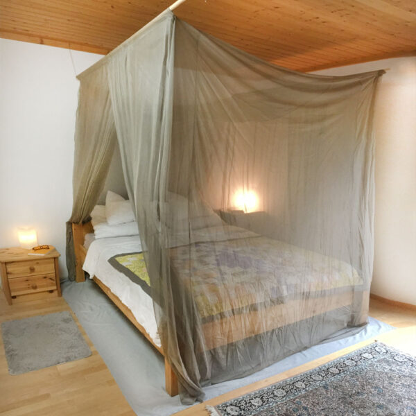 EMV+ Baldachin für Doppelbett (inkl. 2 Türen) – EMV+